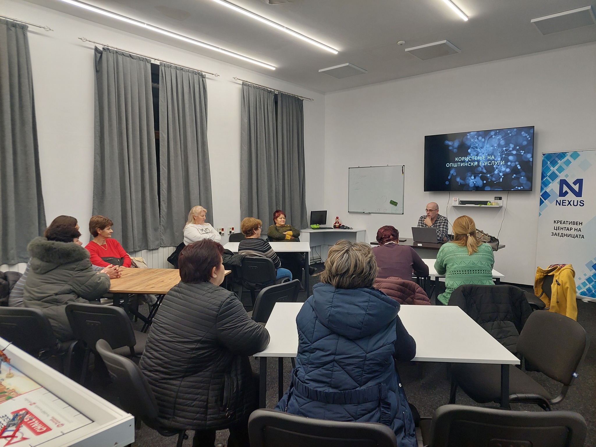 Жените од Ораовица и Злеово се запознаа со е-услугите на општина Радовиш